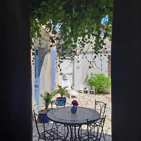 La Maisonnette Avec Spa Et Piscine Sainte-Valiere Exterior photo