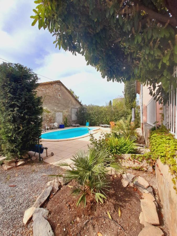 La Maisonnette Avec Et Piscine Holiday home