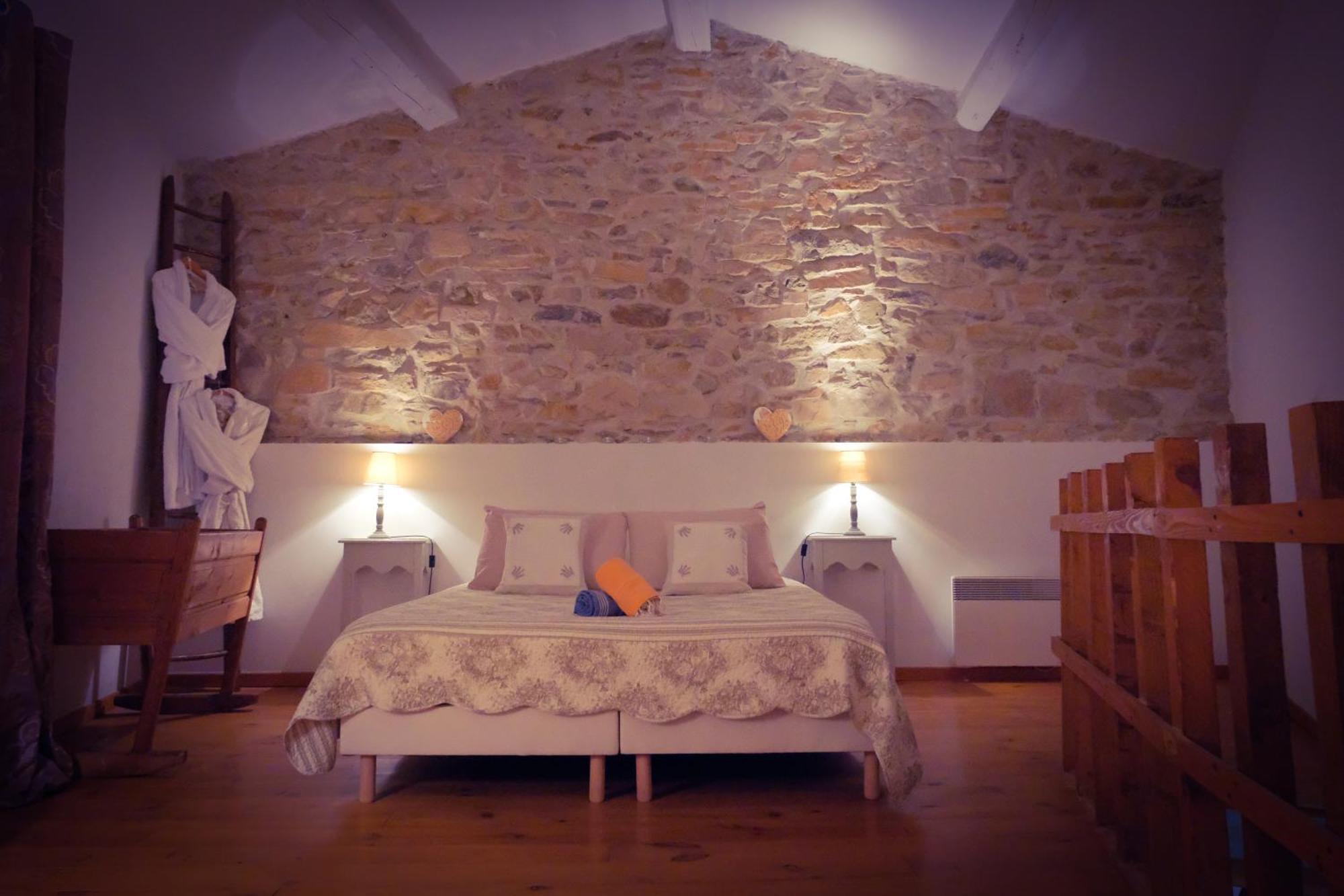 La Maisonnette Avec Et Piscine *